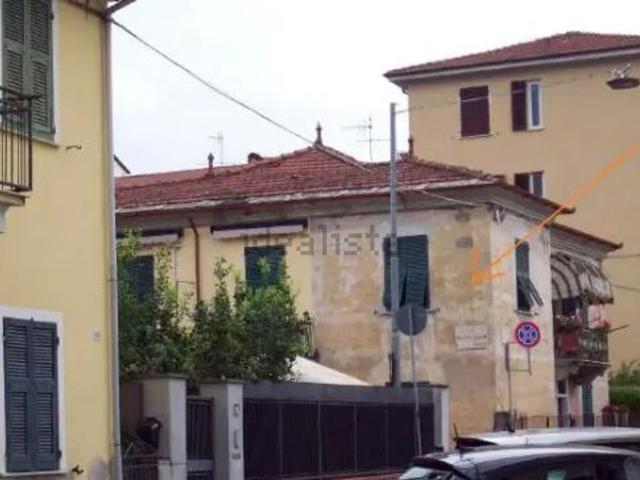 Appartamento in vendita di 116 m² in Via Mozzachiodi, 59