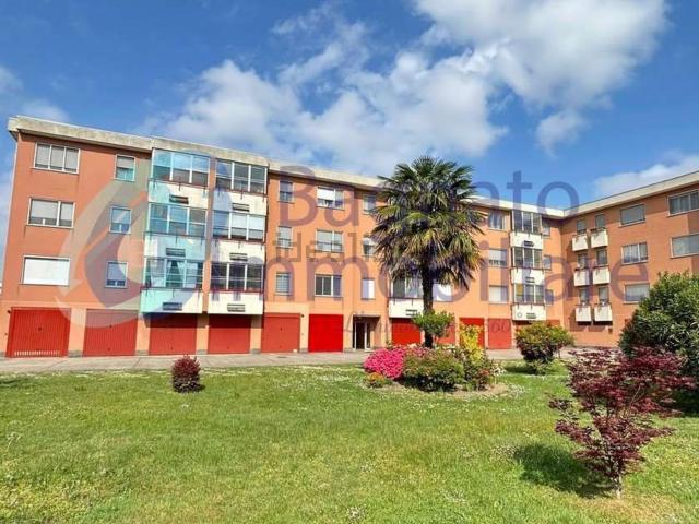 Appartamento in vendita di 116 m² in Via Moncalvo, 3