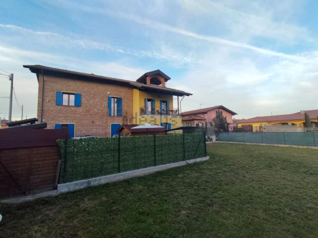 Appartamento in vendita di 116 m² in Via montegrappa