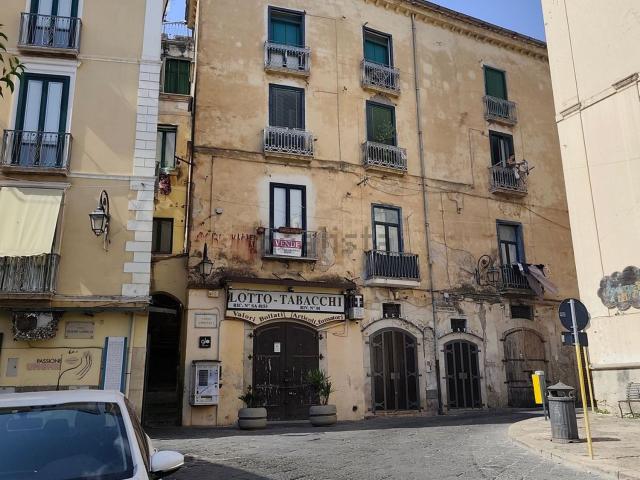 Appartamento in vendita di 116 m² in Via Magna Grecia, 2