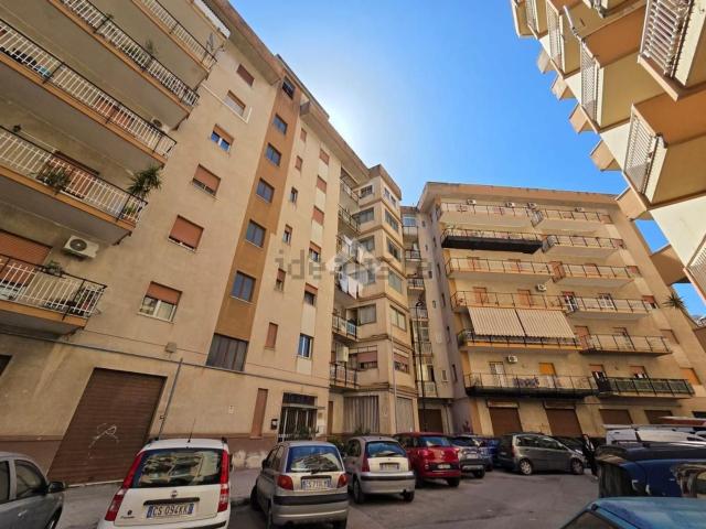 Appartamento in vendita di 116 m² in Via Michele Cipolla, 106