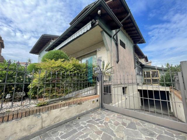 Appartamento in vendita di 116 m² in Via Nicolò Bettoni