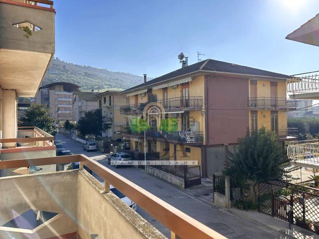 Appartamento in vendita di 116 m² in Via Sandro Pertini, 12