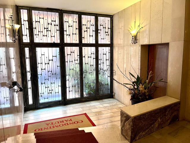 Appartamento in vendita di 116 m² in Via Paruta, 18
