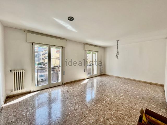 Appartamento in vendita di 116 m² in Via Paruta