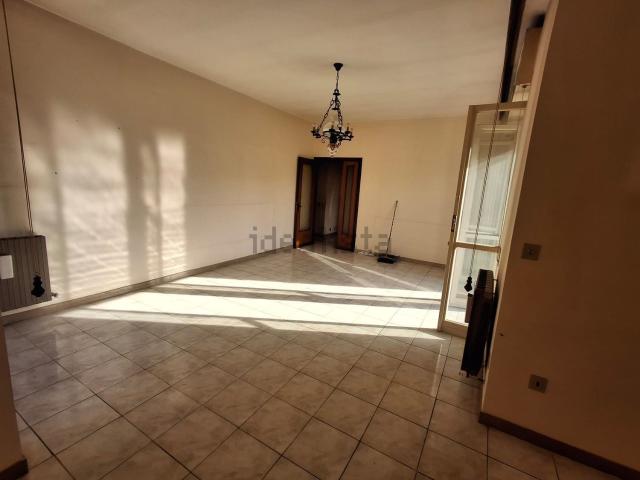 Appartamento in vendita di 116 m² in Via Puglie