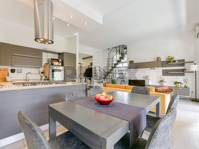 Appartamento in vendita di 116 m² in Via Roberto Bellarmino, 9