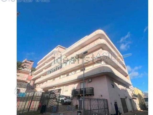 Appartamento in vendita di 116 m² in Via Trexenta, 18