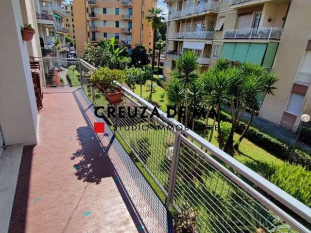 Appartamento in vendita di 116 m² in Via Tuia, 8