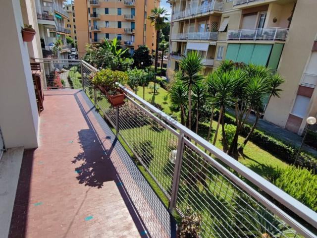 Appartamento in vendita di 116 m² in Via Tuia, 2
