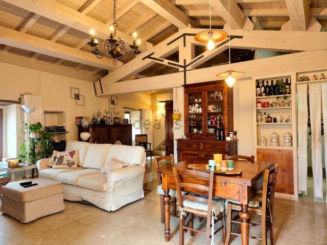 Appartamento in vendita di 116 m² in Vicolo della Schiaccia