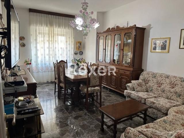 Appartamento in vendita di 116 m² in Via Vincenzo Bellini, 4