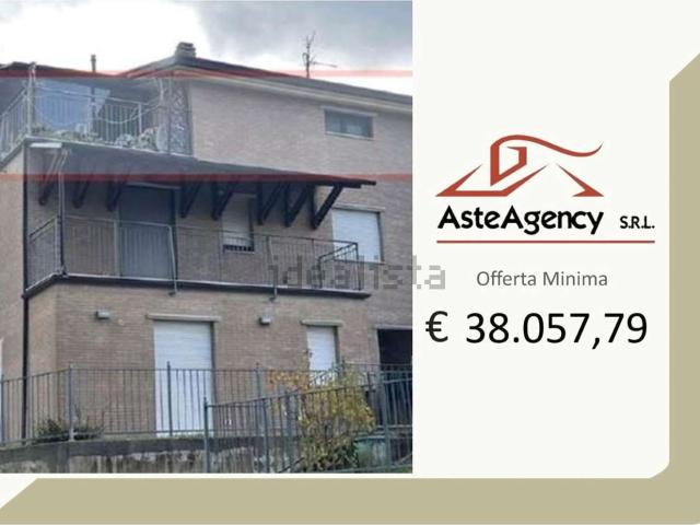 Appartamento in vendita di 116 m² in Contrada Piana Pellegrina, 1
