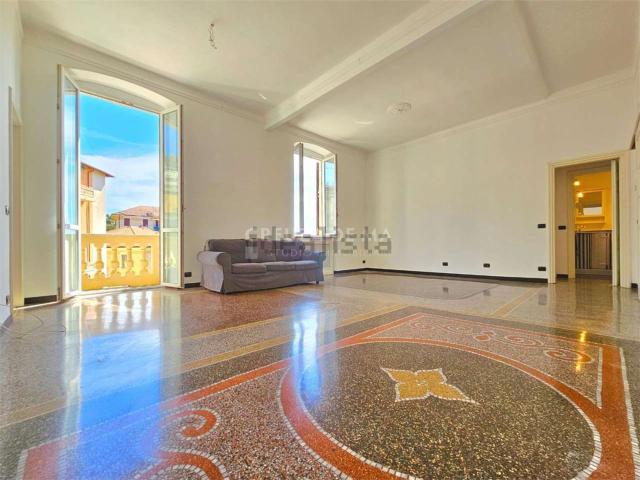 Appartamento in vendita di 116 m² in Corso Nicolò Cuneo, 3