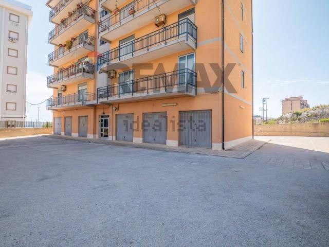 Appartamento in vendita di 116 m² in Largo Luciano Russo, 1