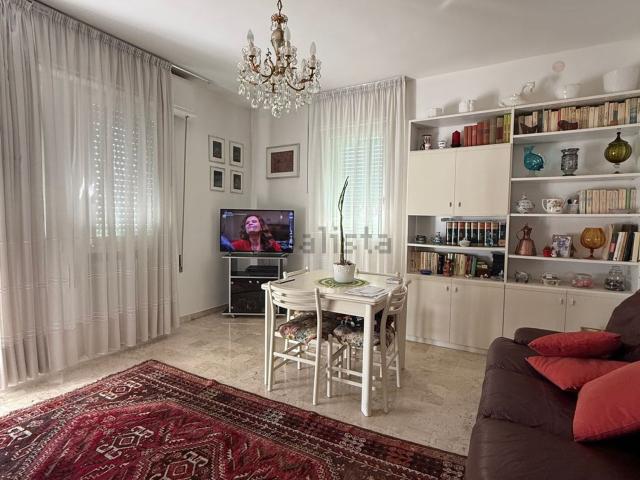 Appartamento in vendita di 116 m² in Lungomare Guglielmo Marconi, 93