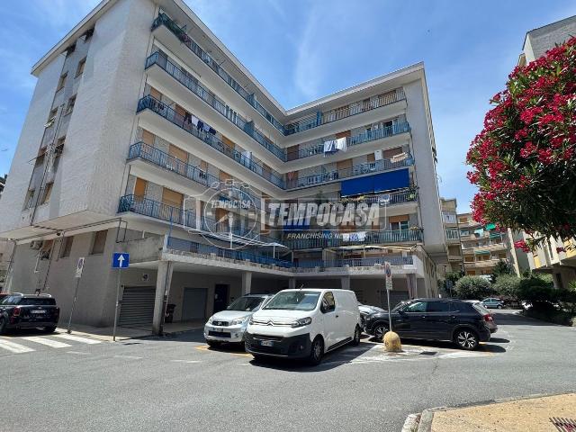 Appartamento in vendita di 116 m² in Piazza Lombardia, 30