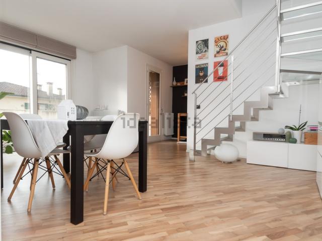 Appartamento in vendita di 117 m² in Via Chianni