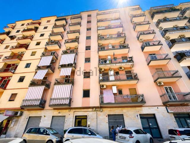 Appartamento in vendita di 117 m² in Via Crotone, 21