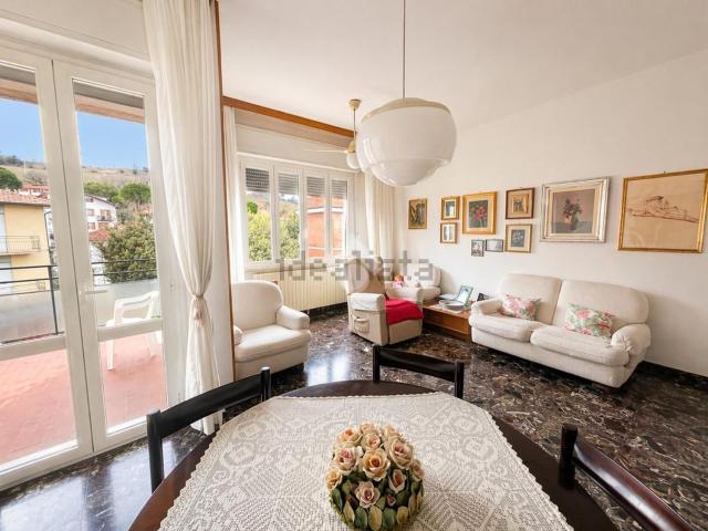 Appartamento in vendita di 117 m² in Via A. Gramsci, 2