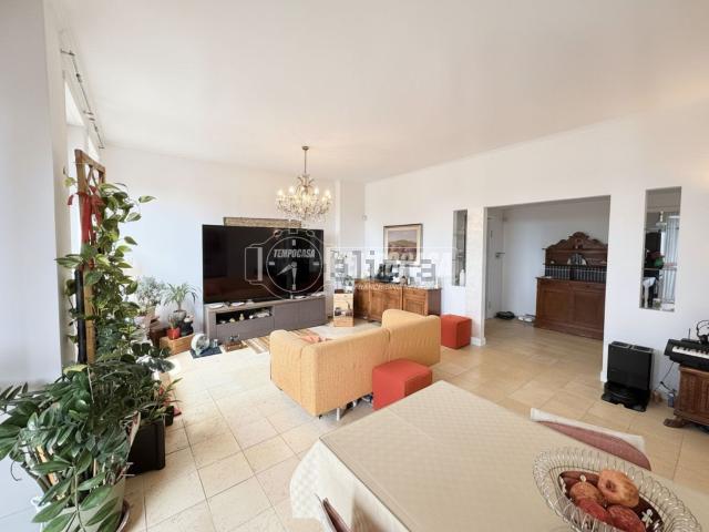 Appartamento in vendita di 117 m² in Via A. Ponchielli, 33