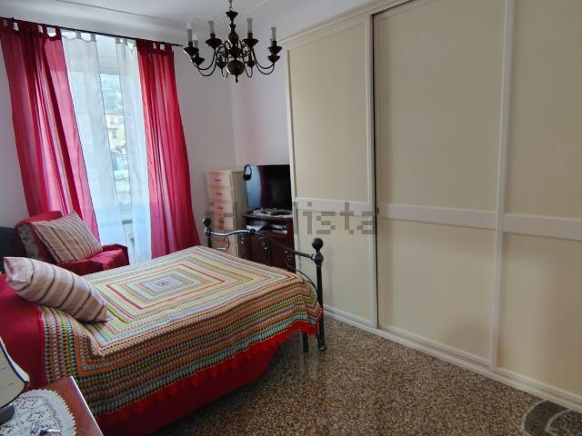 Appartamento in vendita di 117 m² in Via Angelo Siffredi, 54
