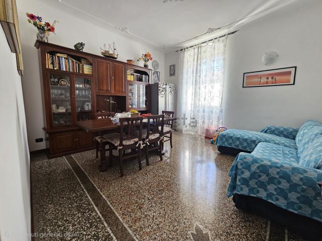Appartamento in vendita di 117 m² in Via Angelo Siffredi