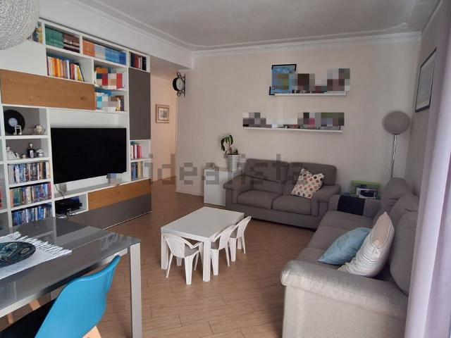 Appartamento in vendita di 117 m² in Via Adriano Cecioni