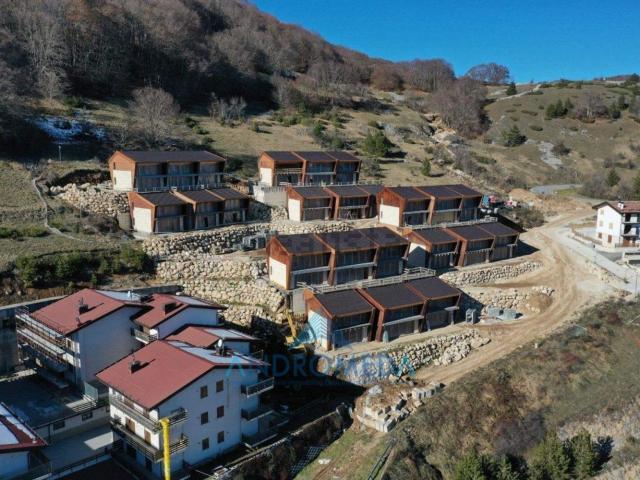 Appartamento in vendita di 117 m² in Via Aremogna