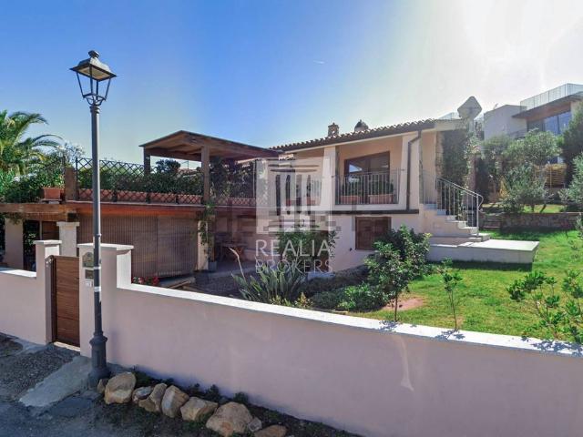 Appartamento in vendita di 117 m² in Via Bouganville, 3