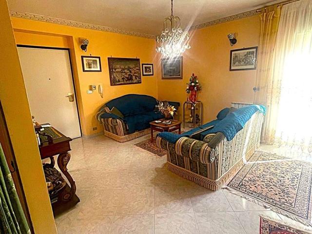 Appartamento in vendita di 117 m² in Via Barone Ignazio Genuardi