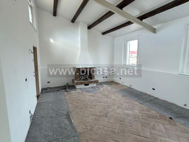 Appartamento in vendita di 117 m² in Via Benedetto Cairoli