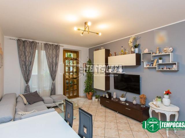 Appartamento in vendita di 117 m² in Via G. Marconi, 2