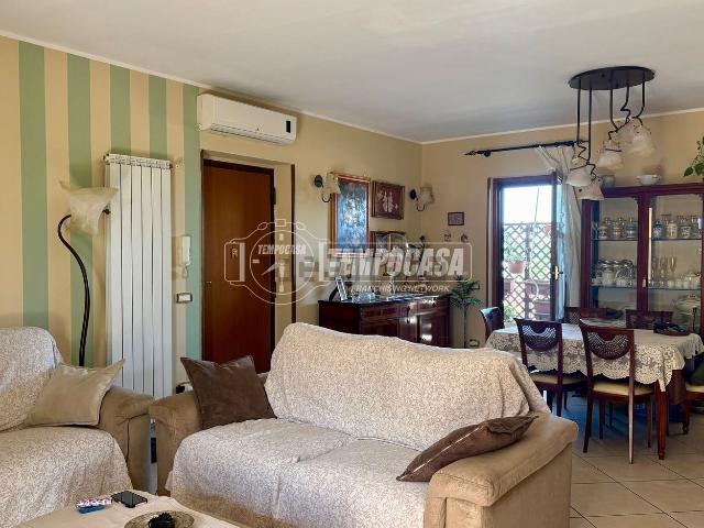 Appartamento in vendita di 117 m² in Via Giuseppe Mazzini, 13