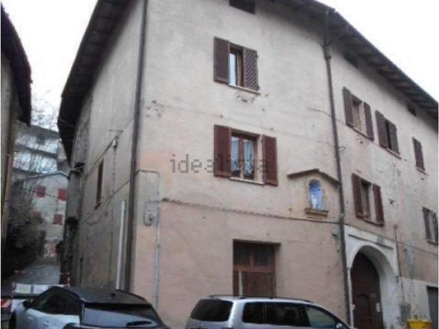 Appartamento in vendita di 117 m² in Via Giuseppe Visconti, 5