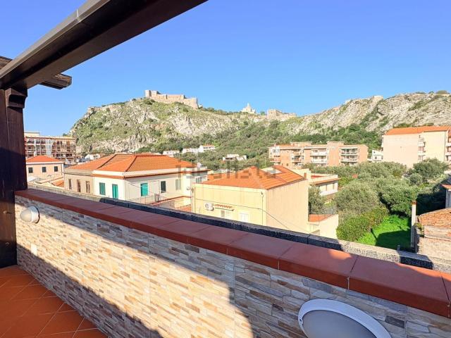 Appartamento in vendita di 117 m² in Via Grotta Polifemo, 75