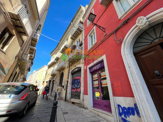 Appartamento in vendita di 117 m² in Via Guglielmo Marconi
