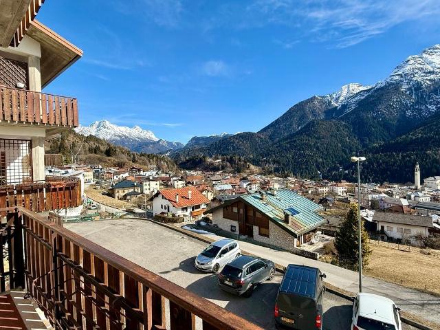 Appartamento in vendita di 117 m² in Via Don F. Barnabò, 28