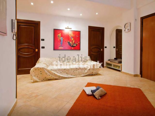 Appartamento in vendita di 117 m² in Via Don Luigi Sturzo