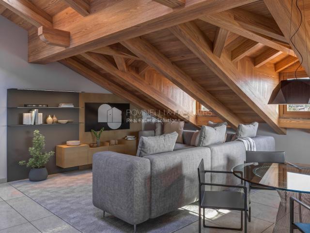 Appartamento in vendita di 117 m² in Via Dei Monti, 53