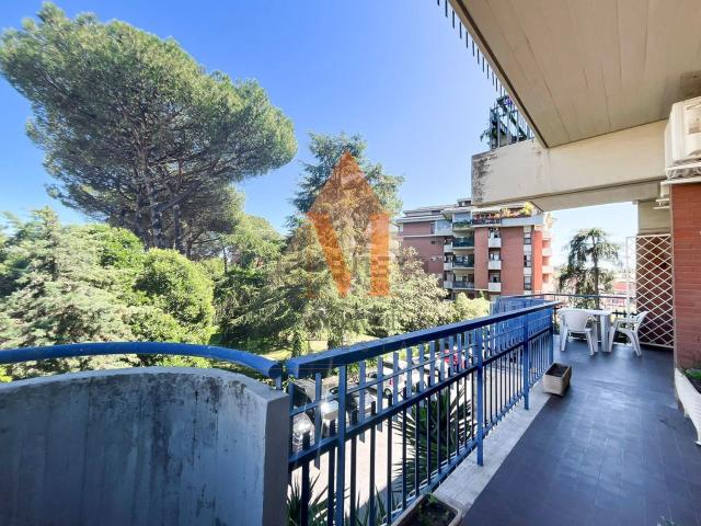 Appartamento in vendita di 117 m² in Via della Pineta Sacchetti