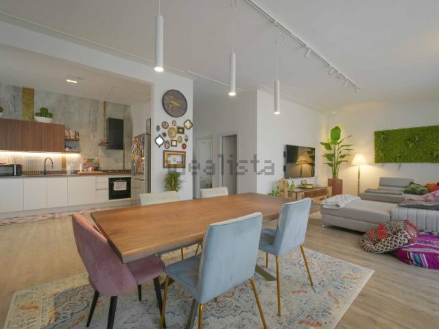 Appartamento in vendita di 117 m² in Via delle Nazioni, 66