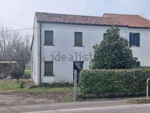 Appartamento in vendita di 117 m² in Via Deserto