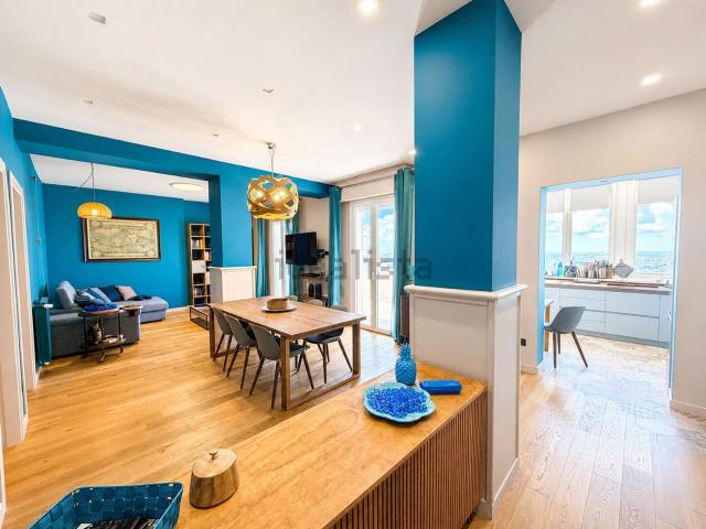 Appartamento in vendita di 117 m² in Via di Villa Braschi, 101