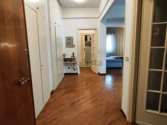 Appartamento in vendita di 117 m² in Via Emilia