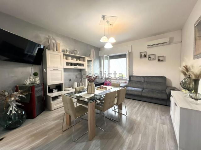 Appartamento in vendita di 117 m² in Via Ferruccio Benini