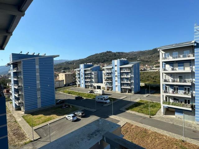 Appartamento in vendita di 117 m² in Via Isaac Newton