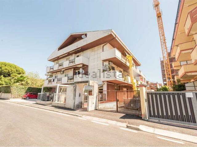 Appartamento in vendita di 117 m² in Via Lazio, 28