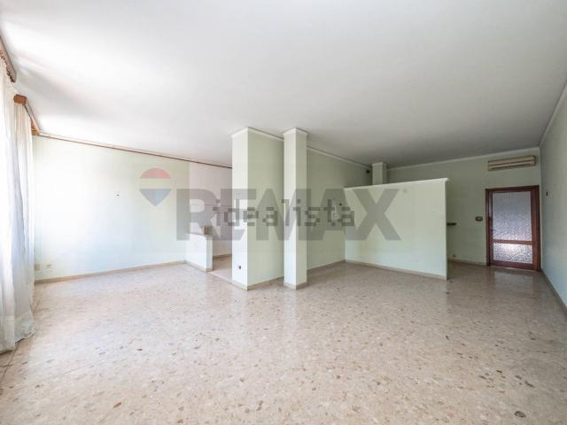 Appartamento in vendita di 117 m² in Via Luigi Boscolo