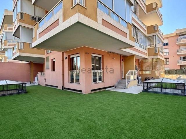 Appartamento in vendita di 117 m² in Via Madre Anna del Gesù, 5
